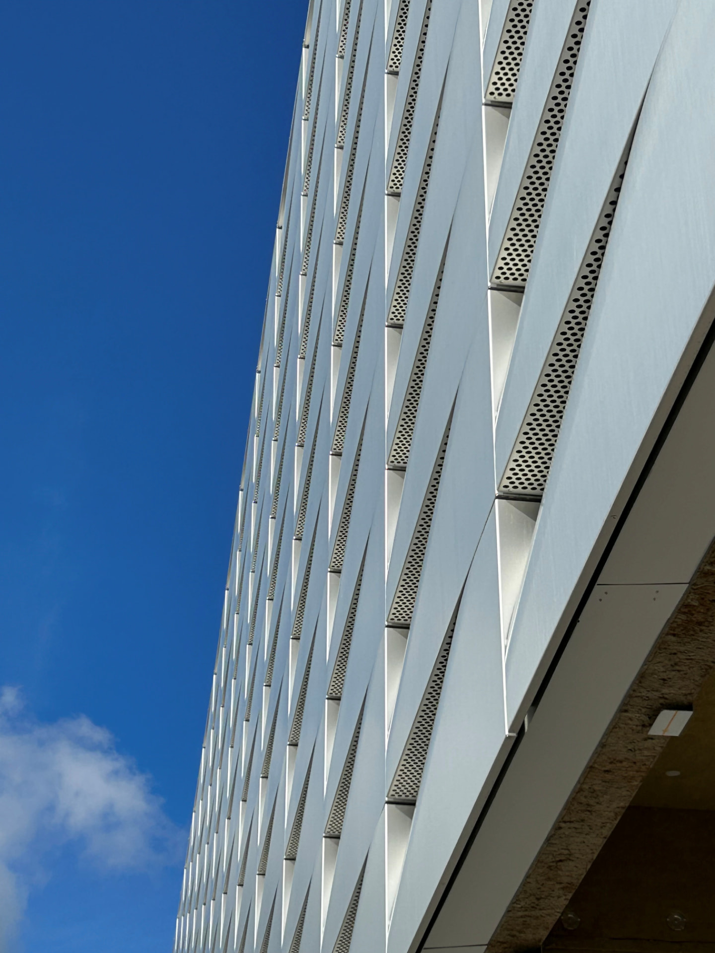 Mötesplats i transit, Arlanda Utrikesterminal — bild 3